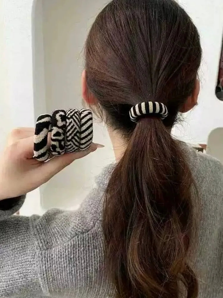 Black And White Striped Thick Hair Tie - High Elasticity Seamless Hair Rope, Simple And Versatile Women'S Hair Accessory