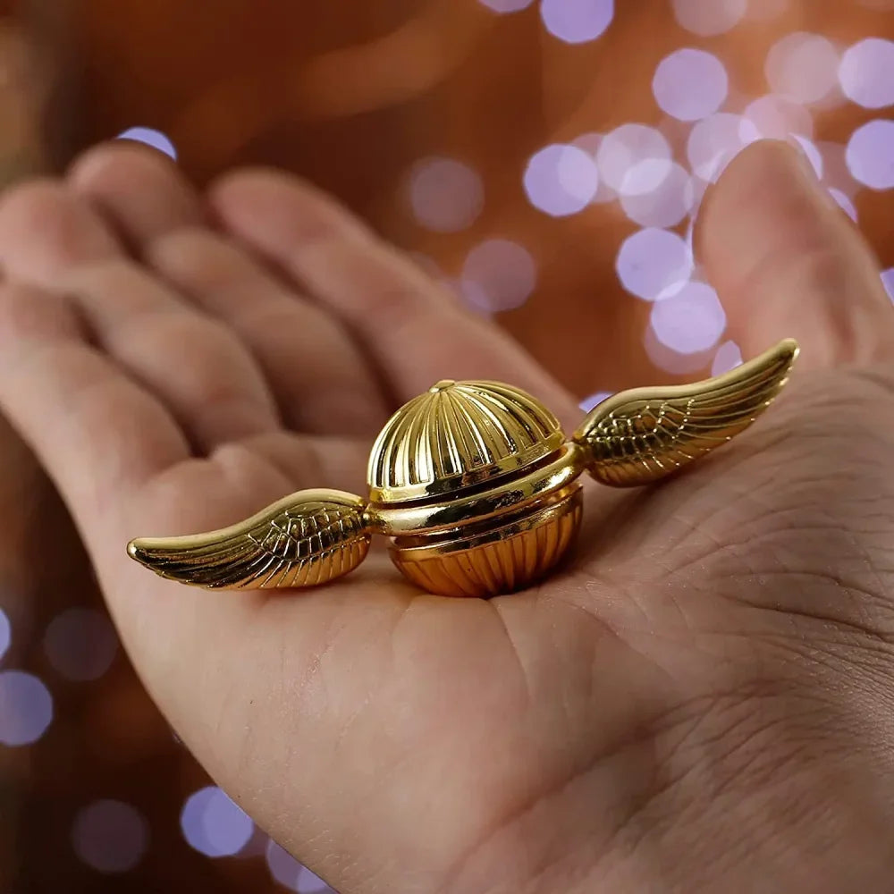 Golden Snitch Fidget Fingertip Gyro Magic Toys with Wings Relief Stress Metal Fidget Spinners Cupid Hand Spinners Rainbow