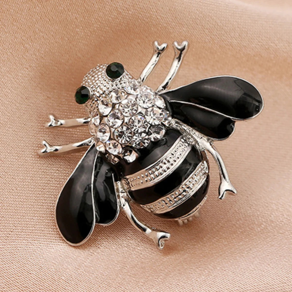 Pearl Bee Brooch Pin – Zinc Alloy Fashion Brooch for Women | Light Luxury Jewellery