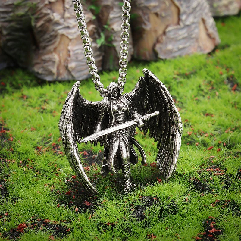 Retro Gothic Mystical Angel Wings Pendant Necklace for Men Women Punk Hip Hop Fashion Jewelry Gift