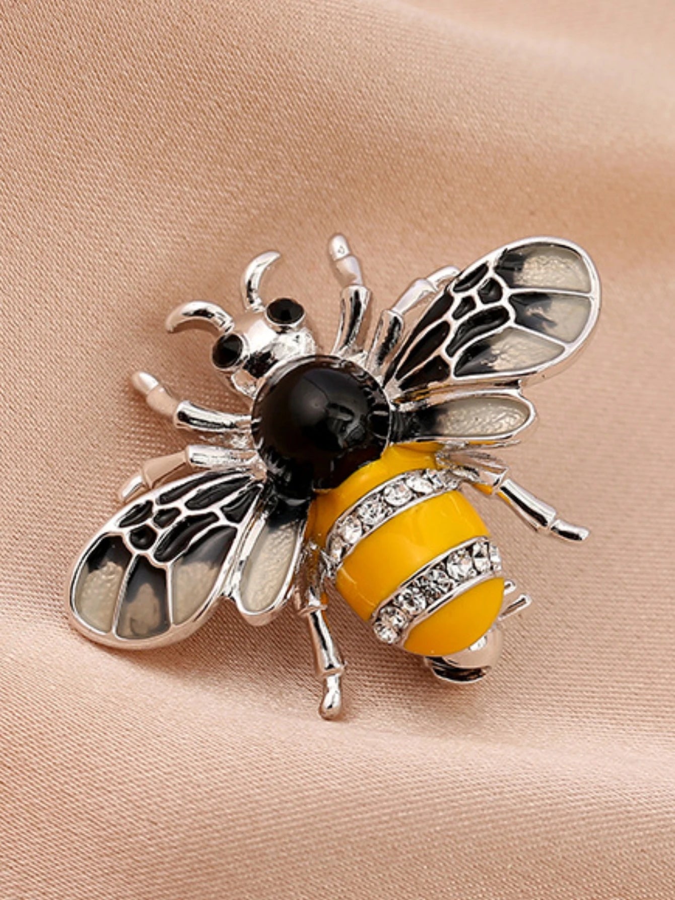 Pearl Bee Brooch Pin