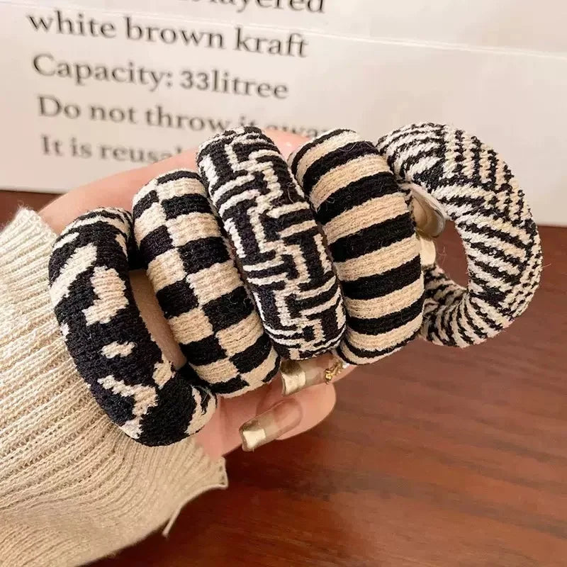 Black And White Striped Thick Hair Tie - High Elasticity Seamless Hair Rope, Simple And Versatile Women'S Hair Accessory