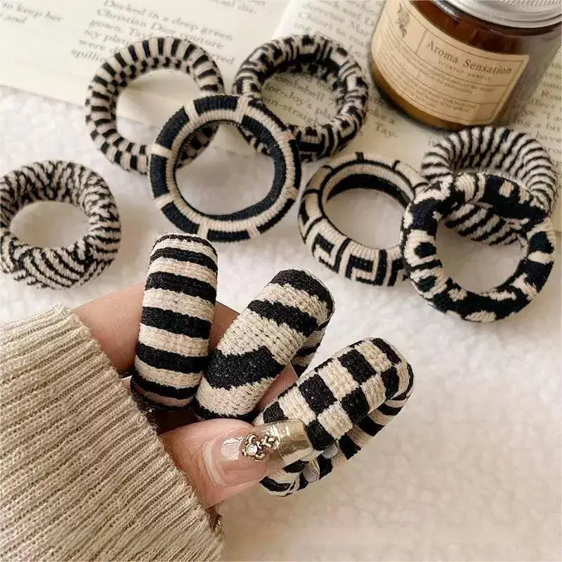 Black And White Striped Thick Hair Tie - High Elasticity Seamless Hair Rope, Simple And Versatile Women'S Hair Accessory
