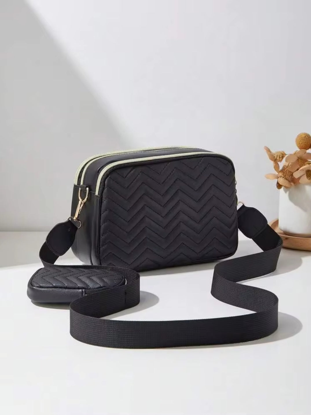 Crossbady bag